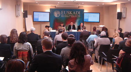 Euskadi defiende, junto a socios europeos e internacionales, el papel de las autoridades locales y regionales en la eficacia y rendición de cuentas en el ámbito de la cooperación al desarrollo