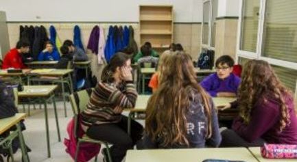 (Euskera) â€œKomunikazioa eta Ziberaktibismoaâ€ tailerrak 2016-2017: Txindoki Institutua