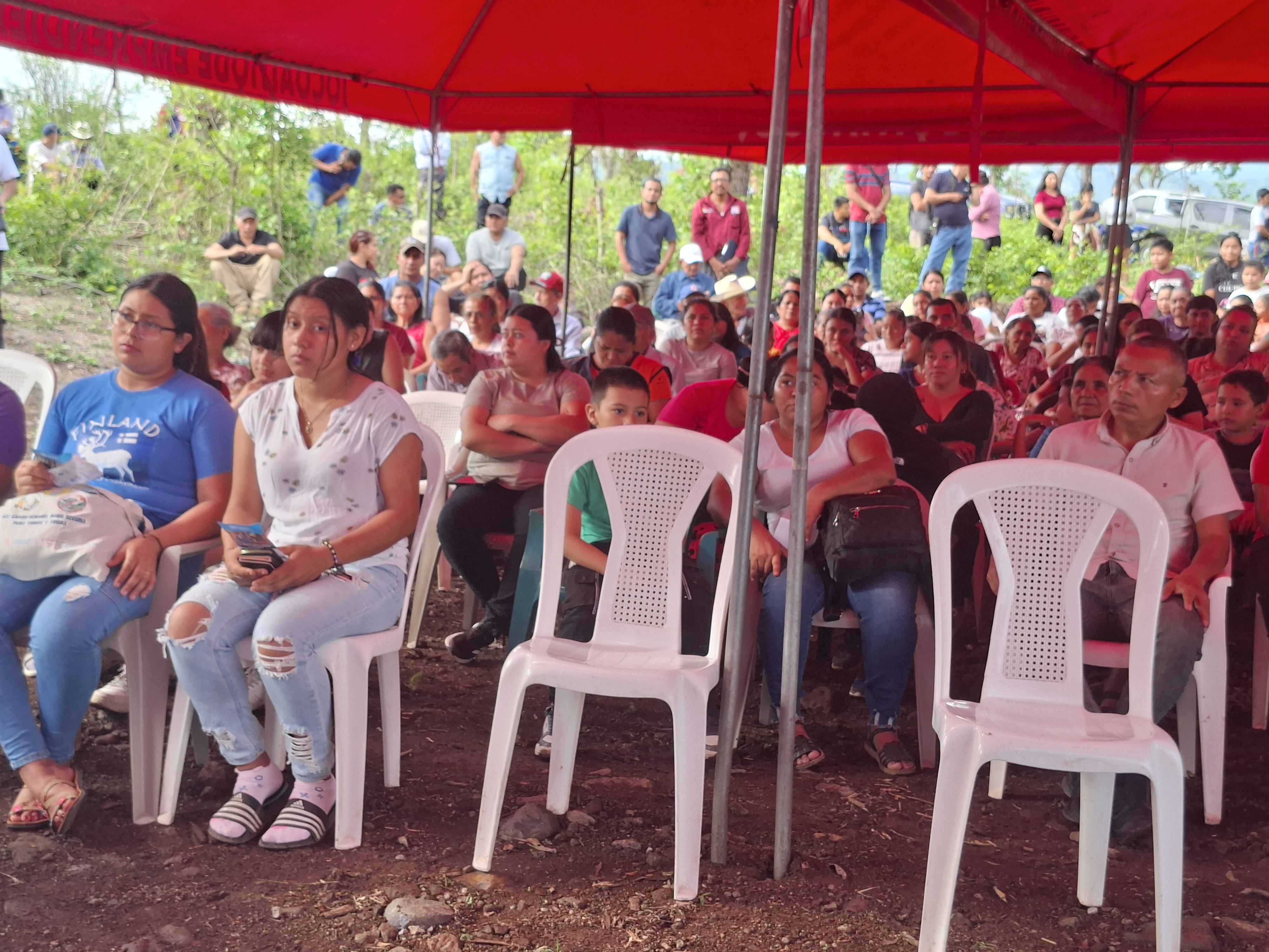 Euskal Fondoa participa en la celebraci&oacute;n comunitaria por el sistema de agua en el cant&oacute;n Volcancillo, de Jocoaitique, Moraz&aacute;n Norte (El Salvador)