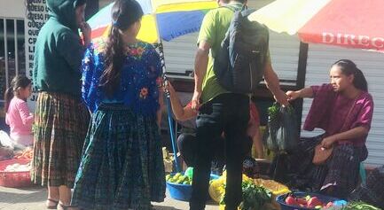 Construcci&oacute;n de mercado de mayoreo con liderazgo de mujeres. Fase II